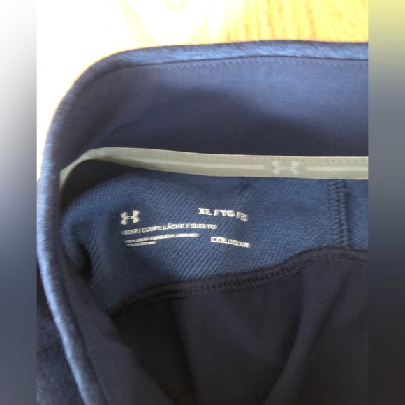 Men’s Under Armour quarter zip up - Picture 4 of 4